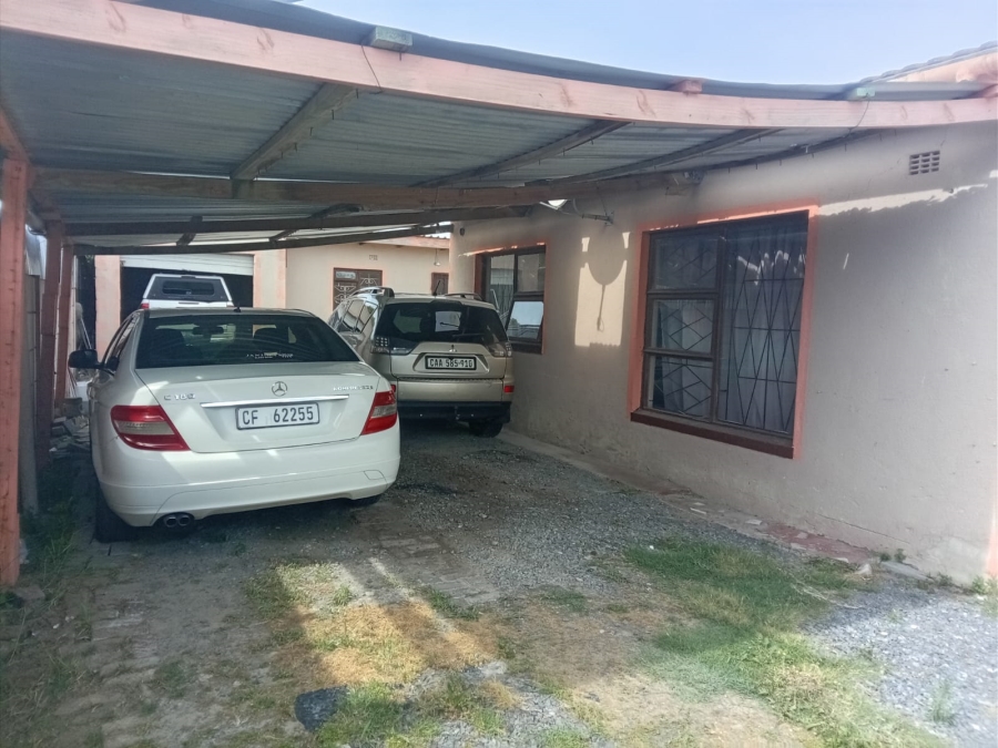 2 Bedroom Property for Sale in Beverly Park Western Cape